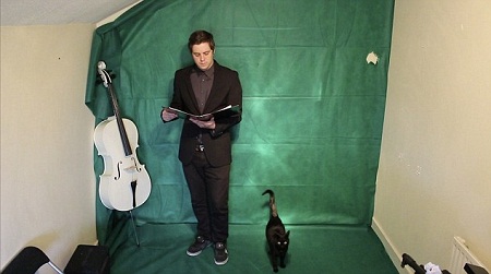 Ben Morfitt tự mình chơi các nhạc cụ, tự ghi âm và biên tập video trong một góc phòng ngủ được căng một tấm phông xanh. Thậm chí chiếc máy quay mà cậu sử dụng để thực hiện video cũng là đi mượn của bạn.